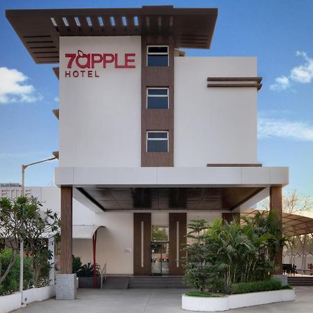 7 Apple Hotel, Vadodara Exterior foto